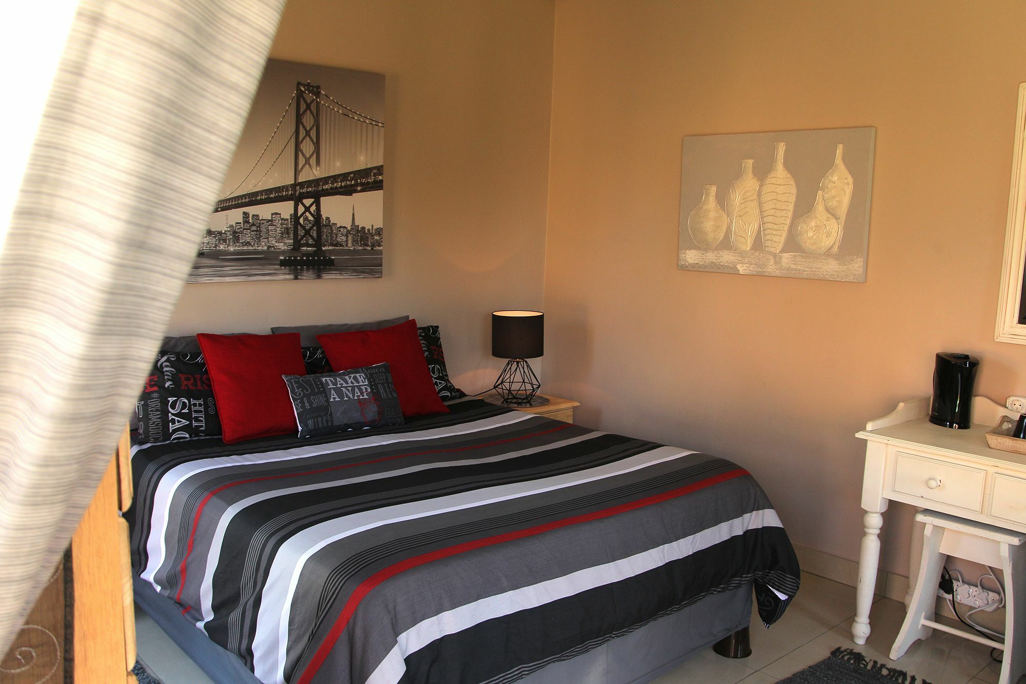 642 On Vincent Bed and Breakfast Pretoria-Noord Buitenkant foto